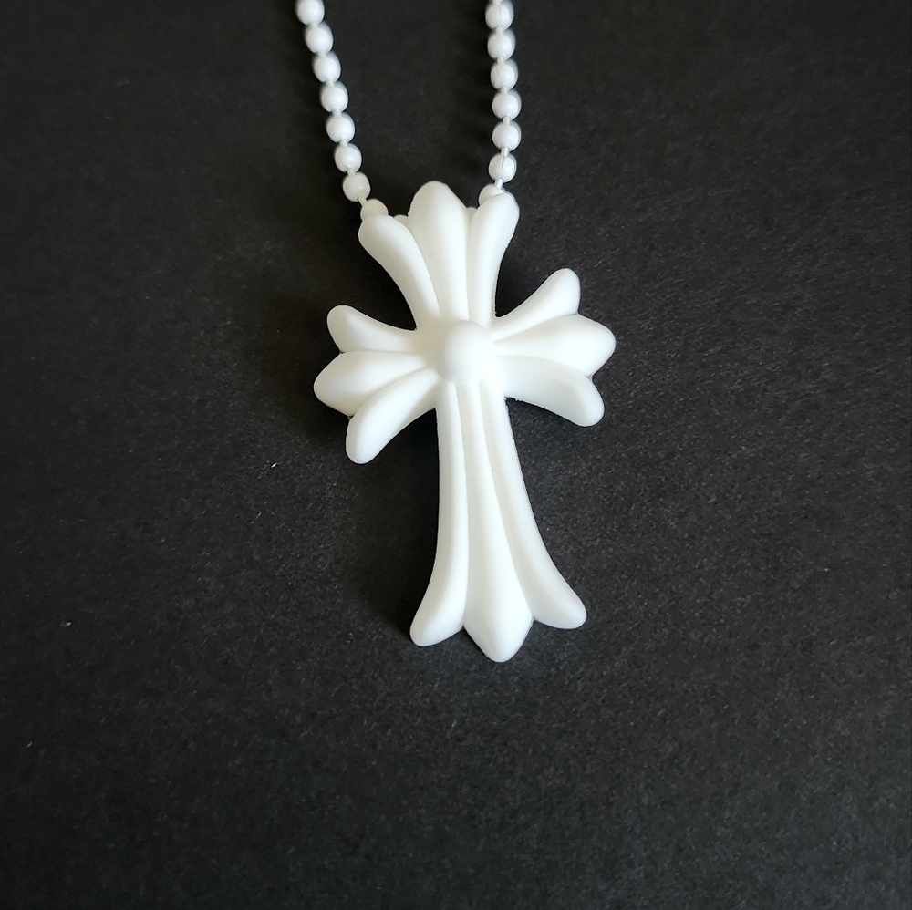 C.H NECKLACE - Picture 4 of 7